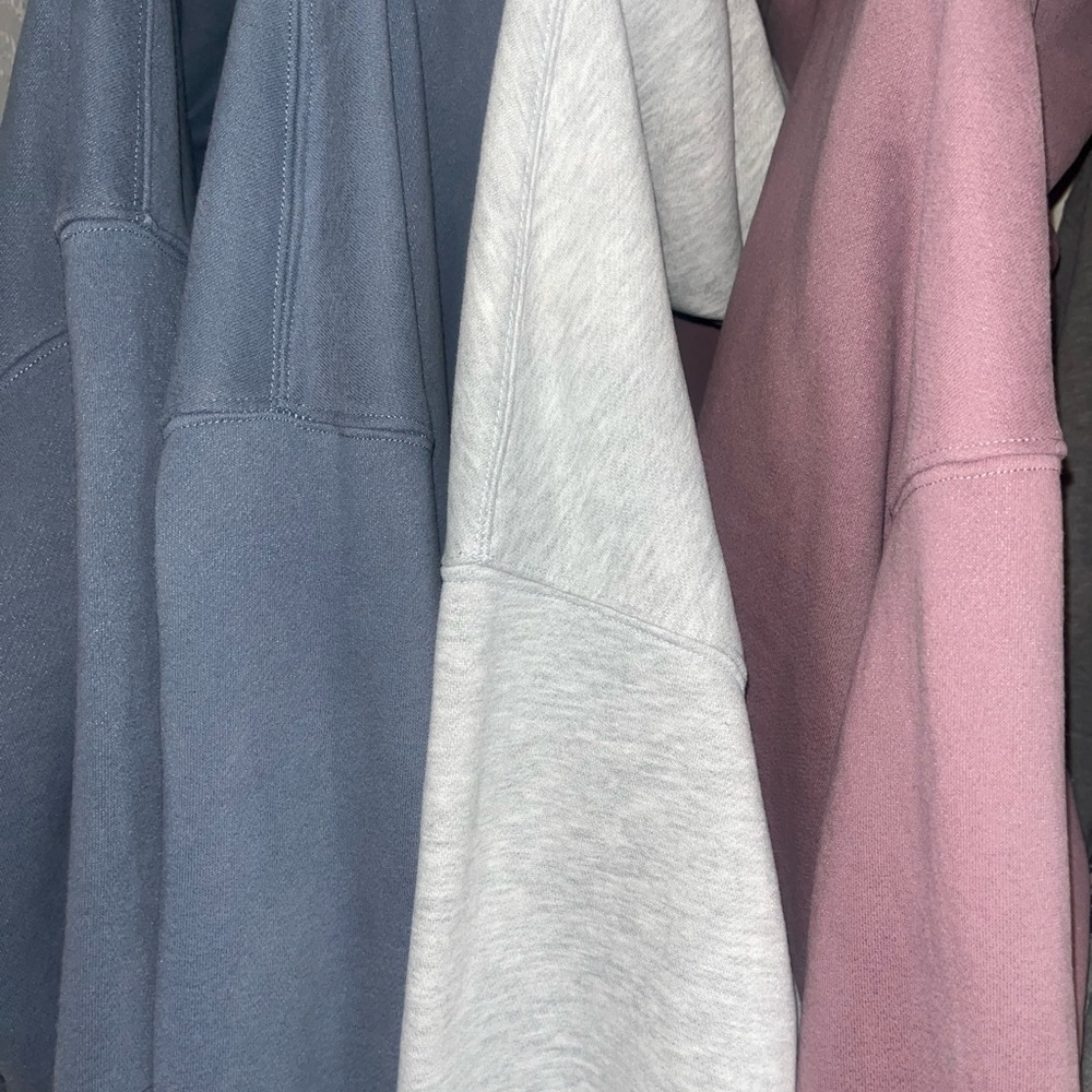 Women's 4 hoodies comes with all - 2 Blue, Gray, Pink